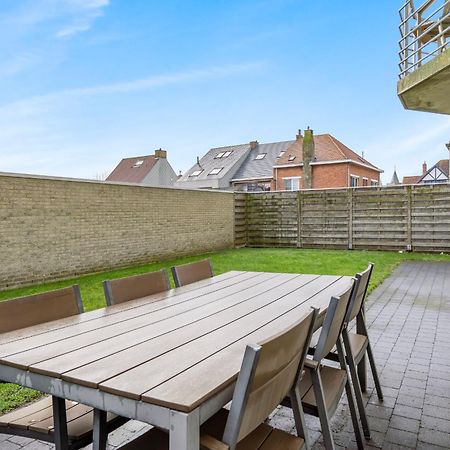 Luxury Apartment With Garden Close To The Beach Oostende Eksteriør bilde