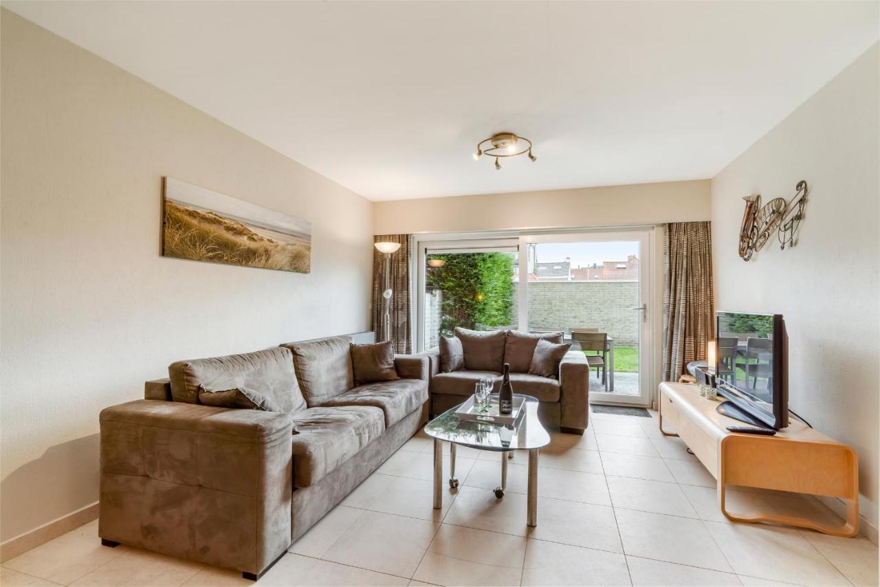 Luxury Apartment With Garden Close To The Beach Oostende Eksteriør bilde