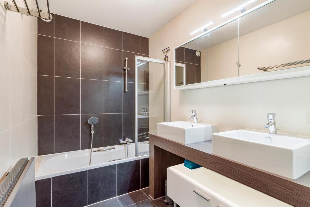 Luxury Apartment With Garden Close To The Beach Oostende Eksteriør bilde