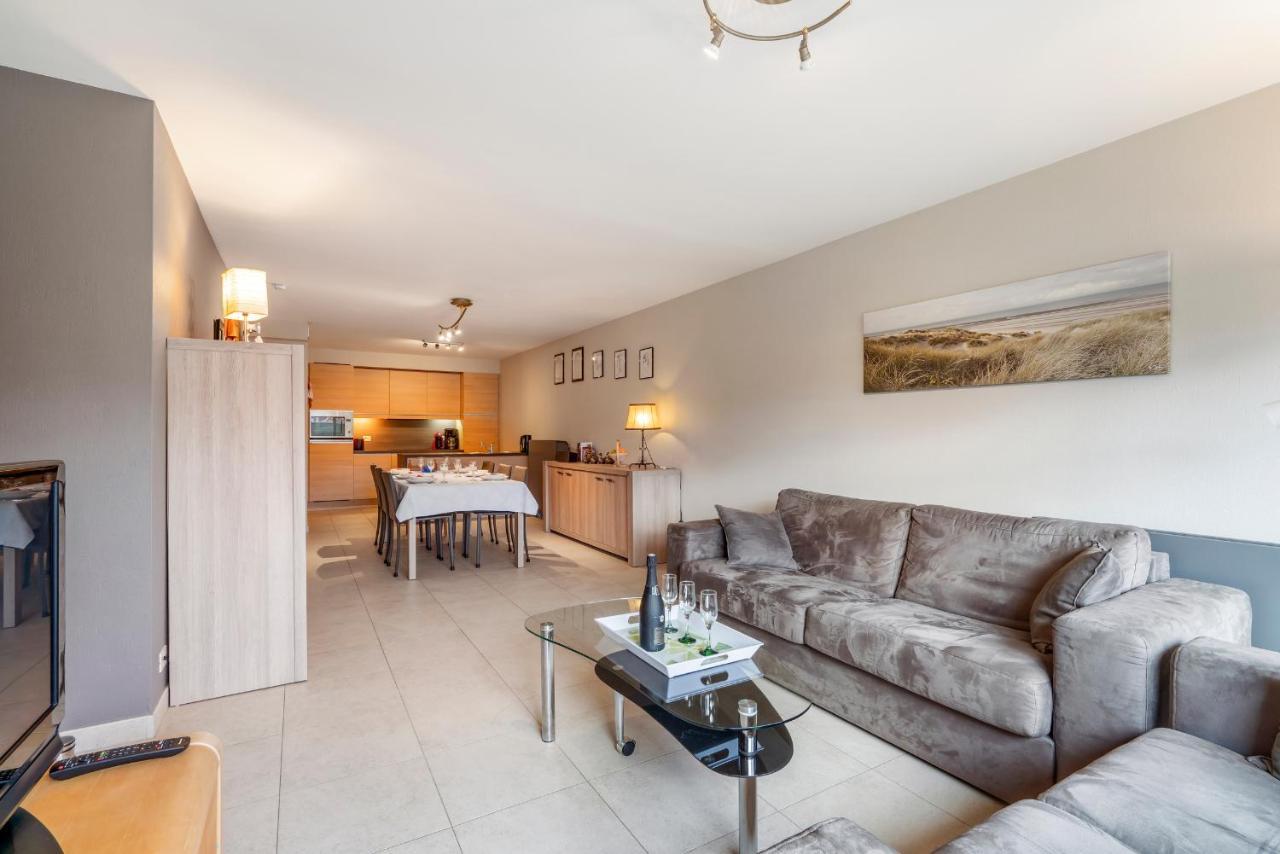 Luxury Apartment With Garden Close To The Beach Oostende Eksteriør bilde